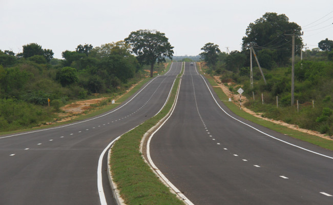 34-Hambantota–Gonnoruwa–Meegahajandura-Road-05